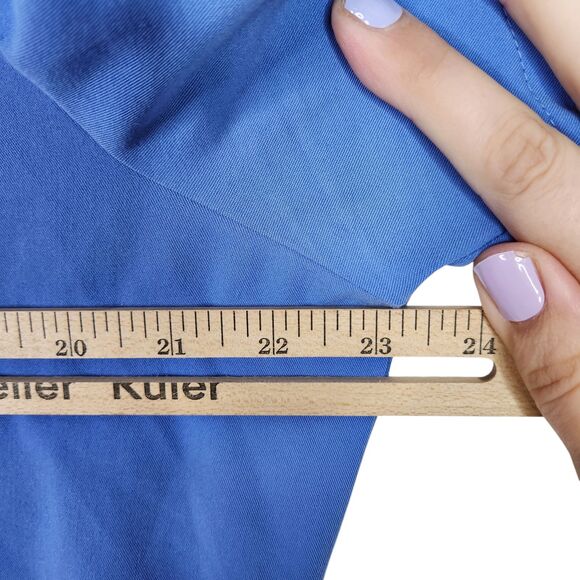 FIGS Technical Collection Scrub Top Womens XL Blue Medical Uniform Pocket FW1100 - Picture 5 of 9